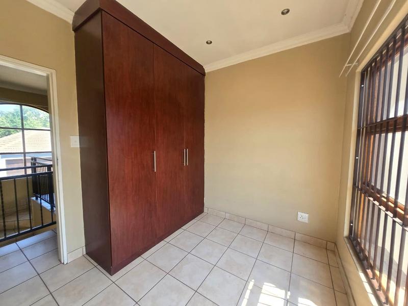 3 Bedroom Property for Sale in Gateway Manor North West